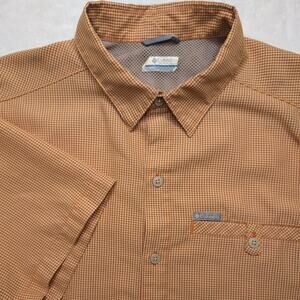 Columbia Mens Short Sleeve Button Down Shirt - Large Pattern
